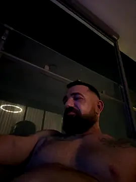 Snapshot of KstnSrg19 chatting on 11.07.25 KstnSrg19 online show from 11.07.25