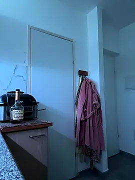 Snapshot of KstnSrg19 chatting on 11.29.25 KstnSrg19 online show from 11.29.25