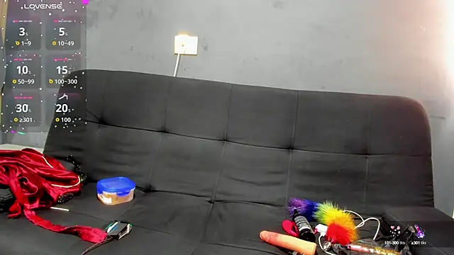 Madeline Wonder online show from 09.18.25