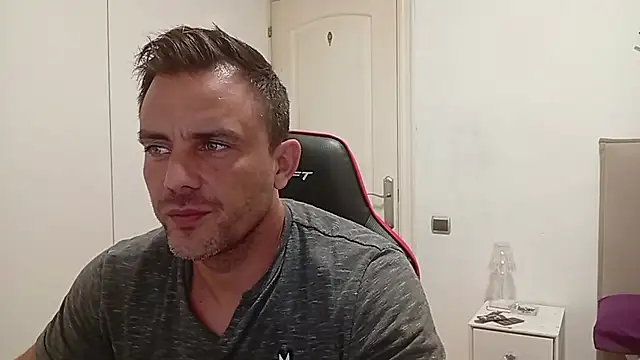 Captianamericablue online show from 09.08.25