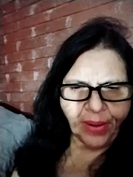 tishaluck29 online show from 09.12.25