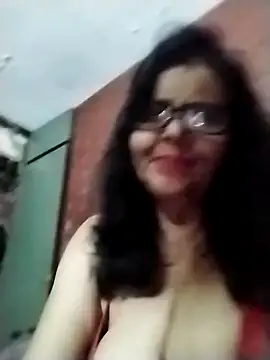 tishaluck29 online show from 09.14.25