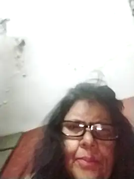 tishaluck29 online show from 10.02.25