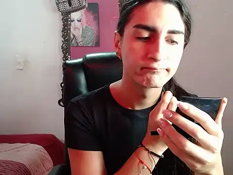 Snapshot of lola_diez chatting on 10.07.25 lola diez online show from 10.07.25