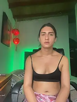 Snapshot of lola_diez chatting on 11.12.25 lola diez online show from 11.12.25