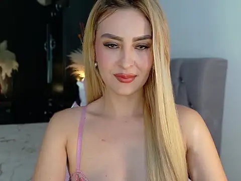 SexyBlondeLatina online show from 09.11.25