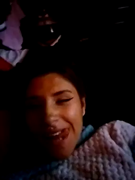 Snapshot of AaliyahNoor chatting on 10.18.25 AaliyahNoor online show from 10.18.25