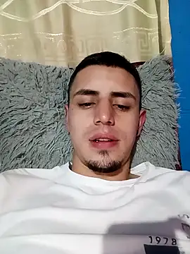 Snapshot of 1C2AM22 chatting on 11.12.25 1C2AM22 online show from 11.12.25