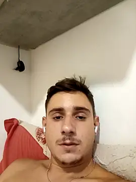 Snapshot of Gabbodizona chatting on 09.18.25 Gabbodizona online show from 09.18.25