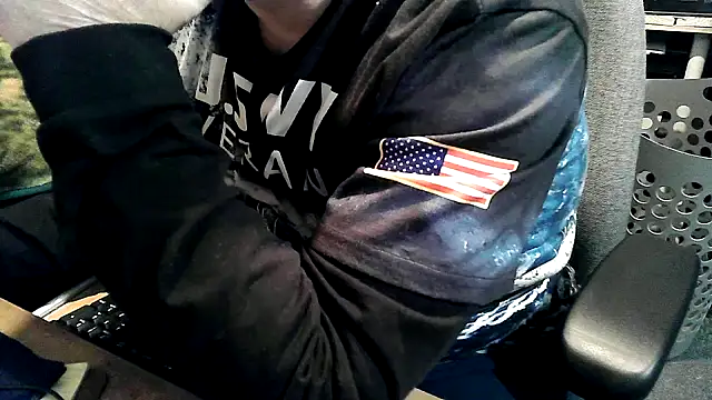 Snapshot of georgew62 chatting on 10.18.25 georgew62 online show from 10.18.25