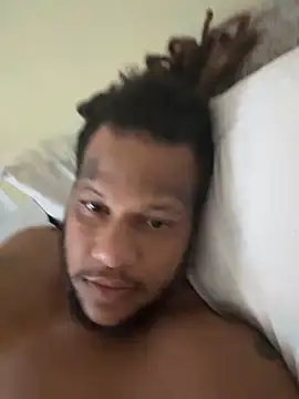 Snapshot of Sexdemonfrfr chatting on 09.26.25 Sexdemonfrfr online show from 09.26.25