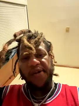 Snapshot of Sexdemonfrfr chatting on 10.06.25 Sexdemonfrfr online show from 10.06.25