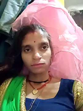 Snapshot of Punam_jindal chatting on 09.30.25 Punam jindal online show from 09.30.25