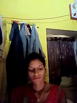 Snapshot of Punam_jindal chatting on 10.11.25 Punam jindal online show from 10.11.25