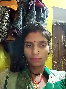 Snapshot of Punam_jindal chatting on 10.12.25 Punam jindal online show from 10.12.25