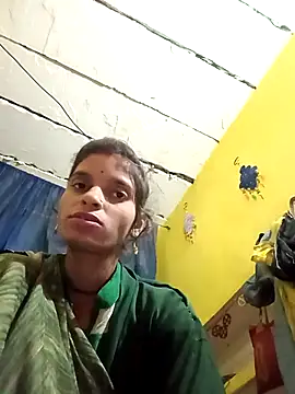 Snapshot of Punam_jindal chatting on 10.29.25 Punam jindal online show from 10.29.25