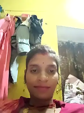 Snapshot of Punam_jindal chatting on 10.29.25 Punam jindal online show from 10.29.25