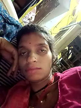 Snapshot of Punam_jindal chatting on 10.30.25 Punam jindal online show from 10.30.25