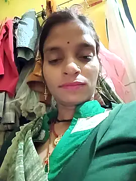 Snapshot of Punam_jindal chatting on 11.05.25 Punam jindal online show from 11.05.25