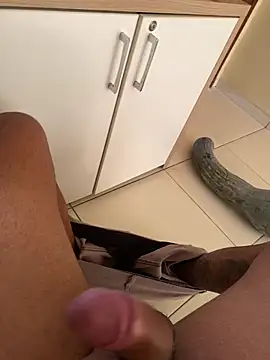 Snapshot of mtpgostoso chatting on 10.04.25 mtpgostoso online show from 10.04.25