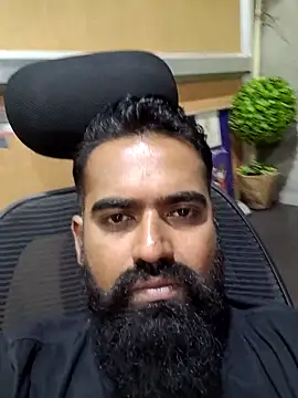 Snapshot of roshankakol chatting on 11.19.25 roshankakol online show from 11.19.25