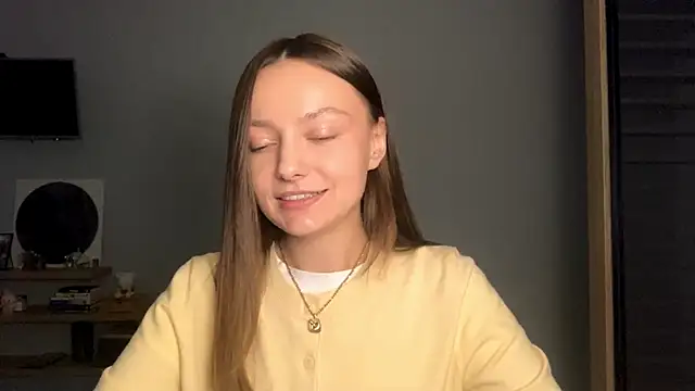 Snapshot of SoulHiperAgne_ chatting on 11.03.25 SoulHiperAgne online show from 11.03.25