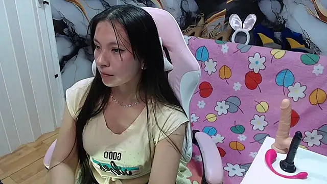 mia wetts online show from 10.03.25