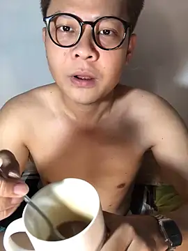 Snapshot of datnguyenvn chatting on 02.17.26 datnguyenvn online show from 02.17.26