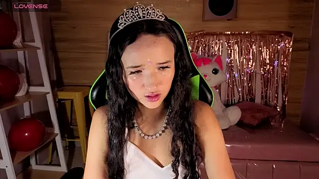 bella vibess s online show from 04.13.26