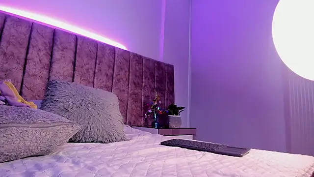 Ambeer fox  online show from 03.30.26