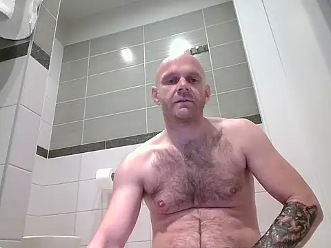 Snapshot of AlphaMax34 chatting on 11.09.25 AlphaMax34 online show from 11.09.25