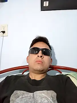 aczinovelez342 online show from 01.14.26