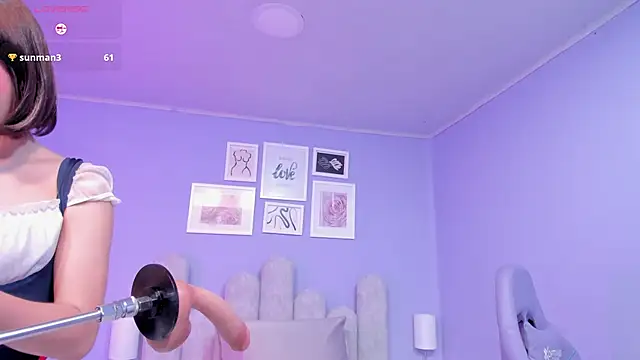 lucrecia sucker online show from 10.05.25