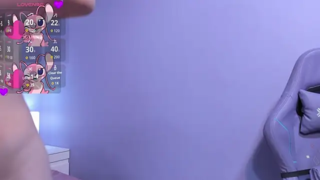 lucrecia sucker online show from 11.20.25