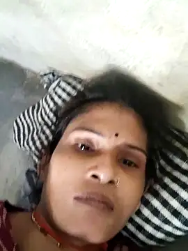 Snapshot of Love_bhabi chatting on 10.12.25 Love bhabi online show from 10.12.25