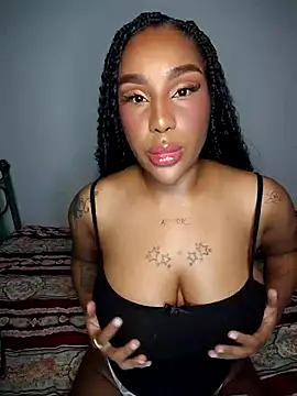 Queen Amara online show from 04.23.26