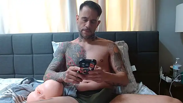 SexyFitDaddyy online show from 03.28.26