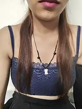 Snapshot of Cute_Jasmin_ chatting on 10.04.25 Cute Jasmin online show from 10.04.25