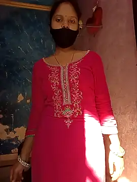 Snapshot of Komal-Rajput chatting on 11.14.25 Komal-Rajput online show from 11.14.25