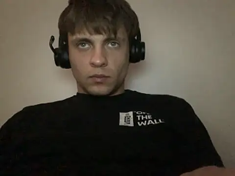 Kit Kat01 online show from 11.08.25