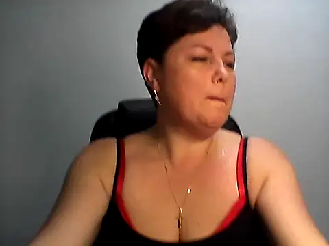 EllaLove2277 online show from 11.15.25