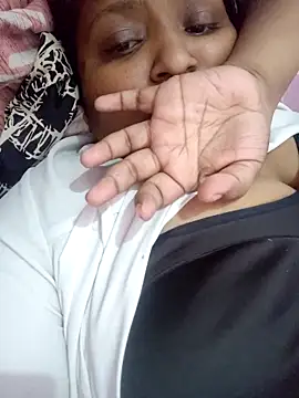 bitch-horny online show from 09.26.25