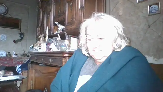 Lala-Love56 online show from 10.25.25