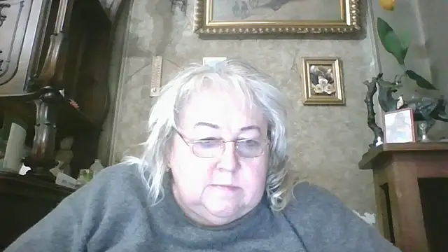 Lala-Love56 online show from 11.05.25