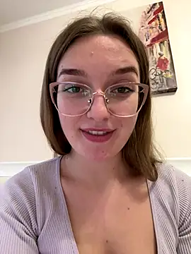 Snapshot of Bellatrisssaa chatting on 11.29.25 Bellatrisssaa online show from 11.29.25