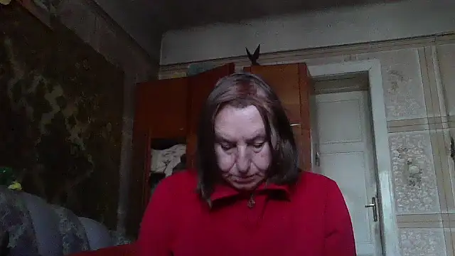 Snapshot of AnnaLive570 chatting on 10.13.25 AnnaLive570 online show from 10.13.25