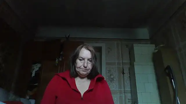 Snapshot of AnnaLive570 chatting on 10.15.25 AnnaLive570 online show from 10.15.25