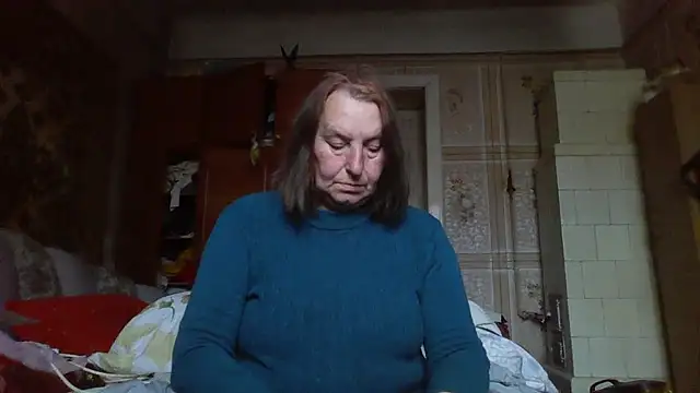 Snapshot of AnnaLive570 chatting on 10.17.25 AnnaLive570 online show from 10.17.25