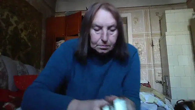 Snapshot of AnnaLive570 chatting on 10.23.25 AnnaLive570 online show from 10.23.25