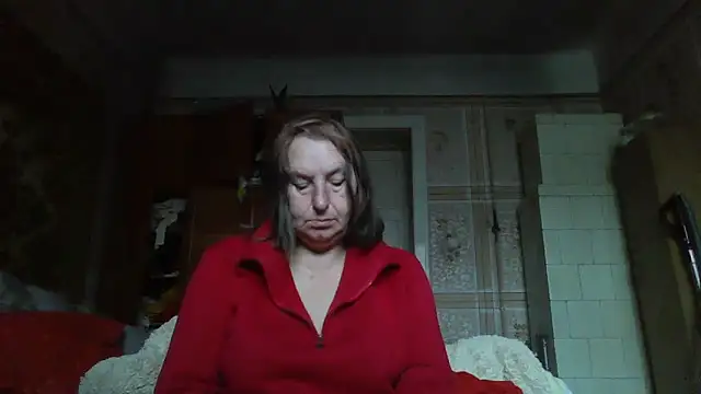 Snapshot of AnnaLive570 chatting on 10.24.25 AnnaLive570 online show from 10.24.25